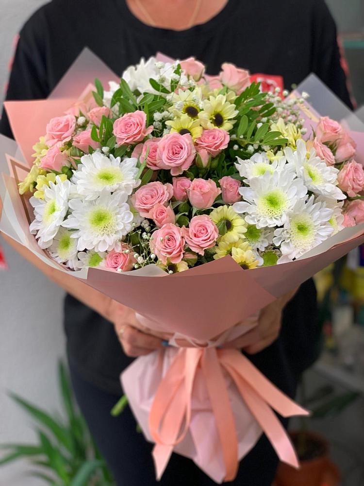 Букет цветов из: Розы и Хризантемы в Темрюке