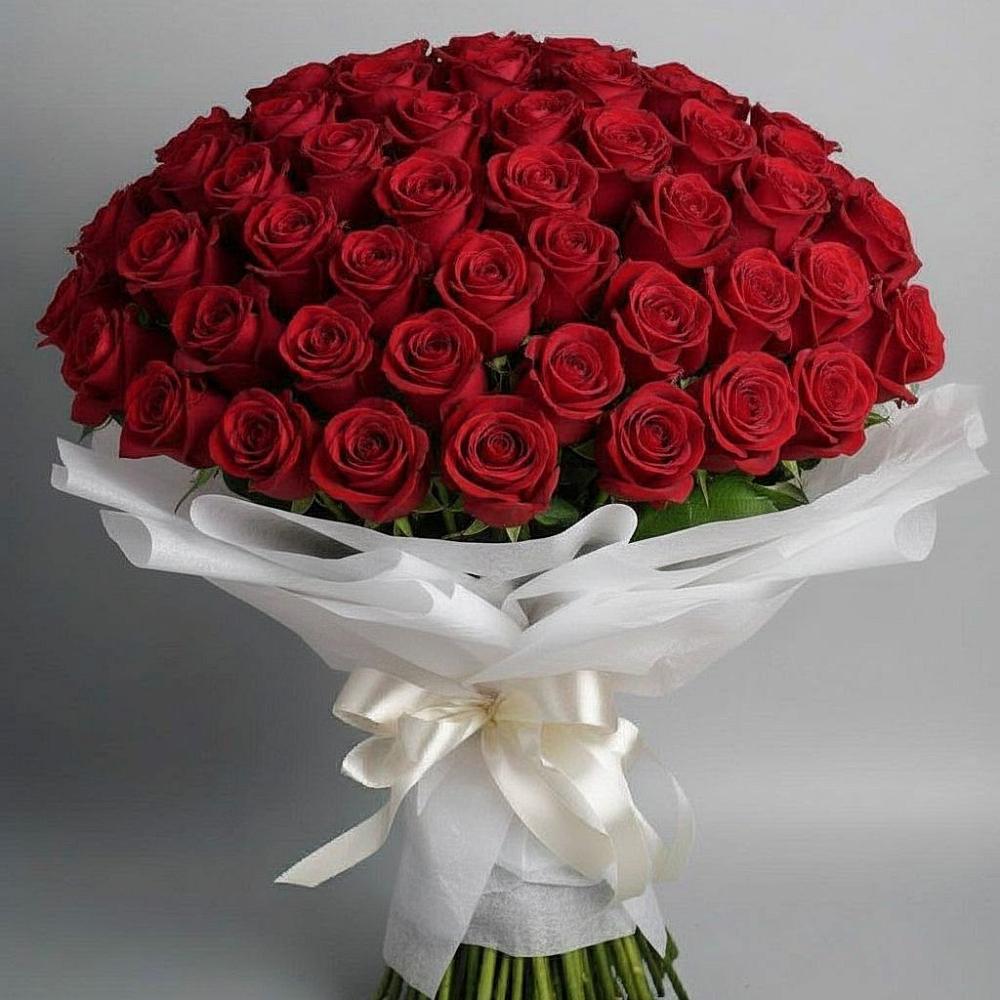 Букет 101 Красная роза Блэк Мэджик в Темрюке
