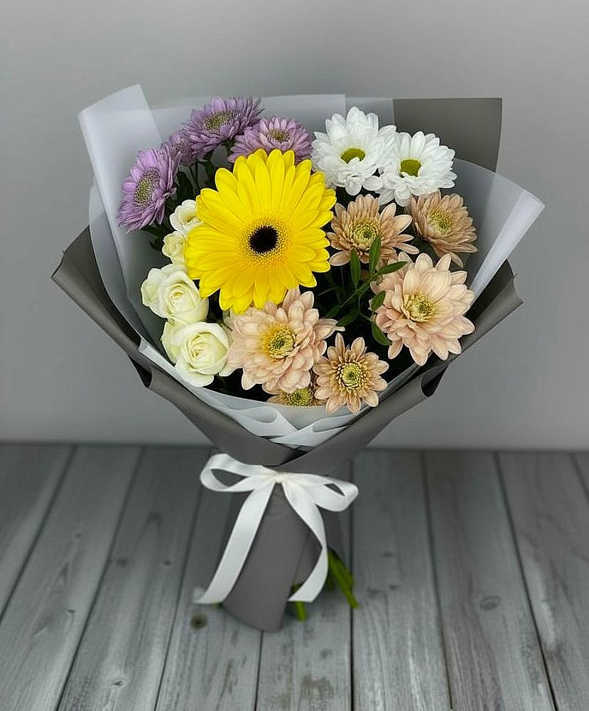 Букет цветов из: Розы, Герберы и Хризантемы в Темрюке