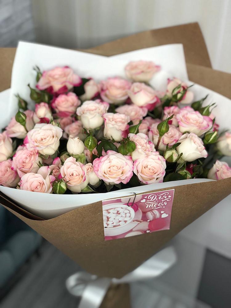 Букет цветов из: Розы в Темрюке