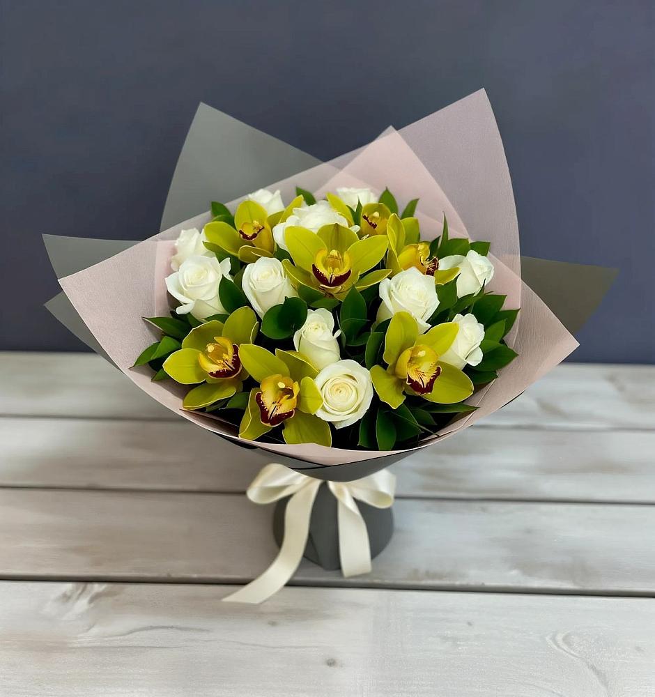 Букет цветов из: Орхидеи и Розы в Темрюке