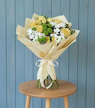 Букет цветов из:  Хризантемы и Розы в Темрюке