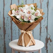 Букет цветов из:  Орхидеи и Розы в Темрюке